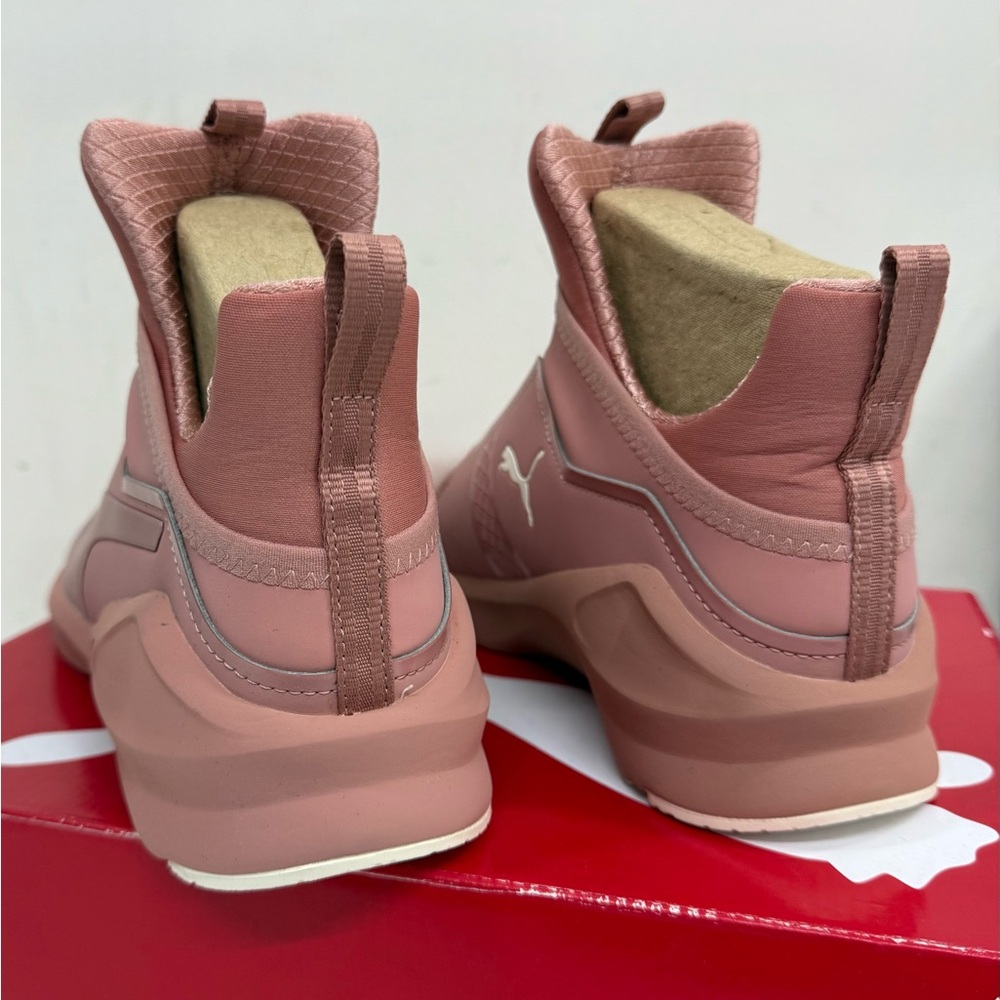 NWT Puma Women's Blush Pink Slip-On Sneakers - Size 7.5 - Picture 6 of 10